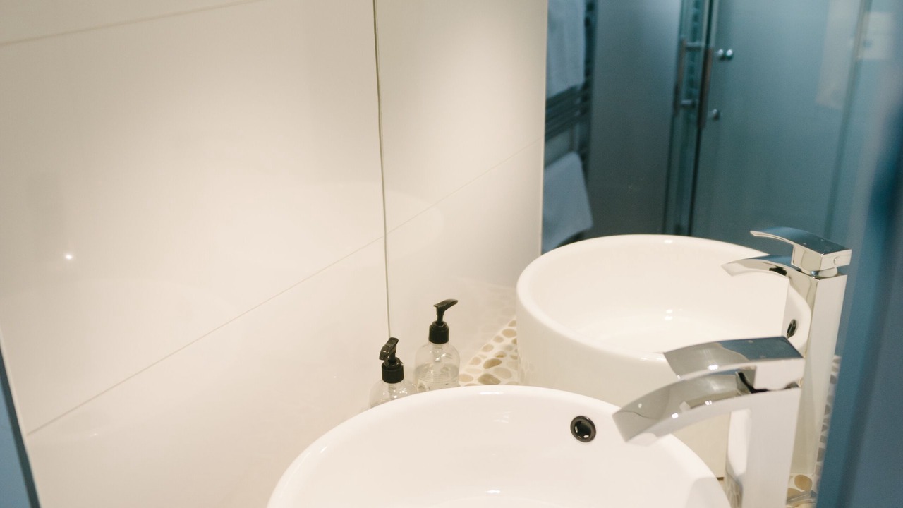 Photo of Bathroom in Portreath