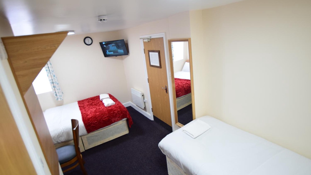 Photo of Others in Clementswood