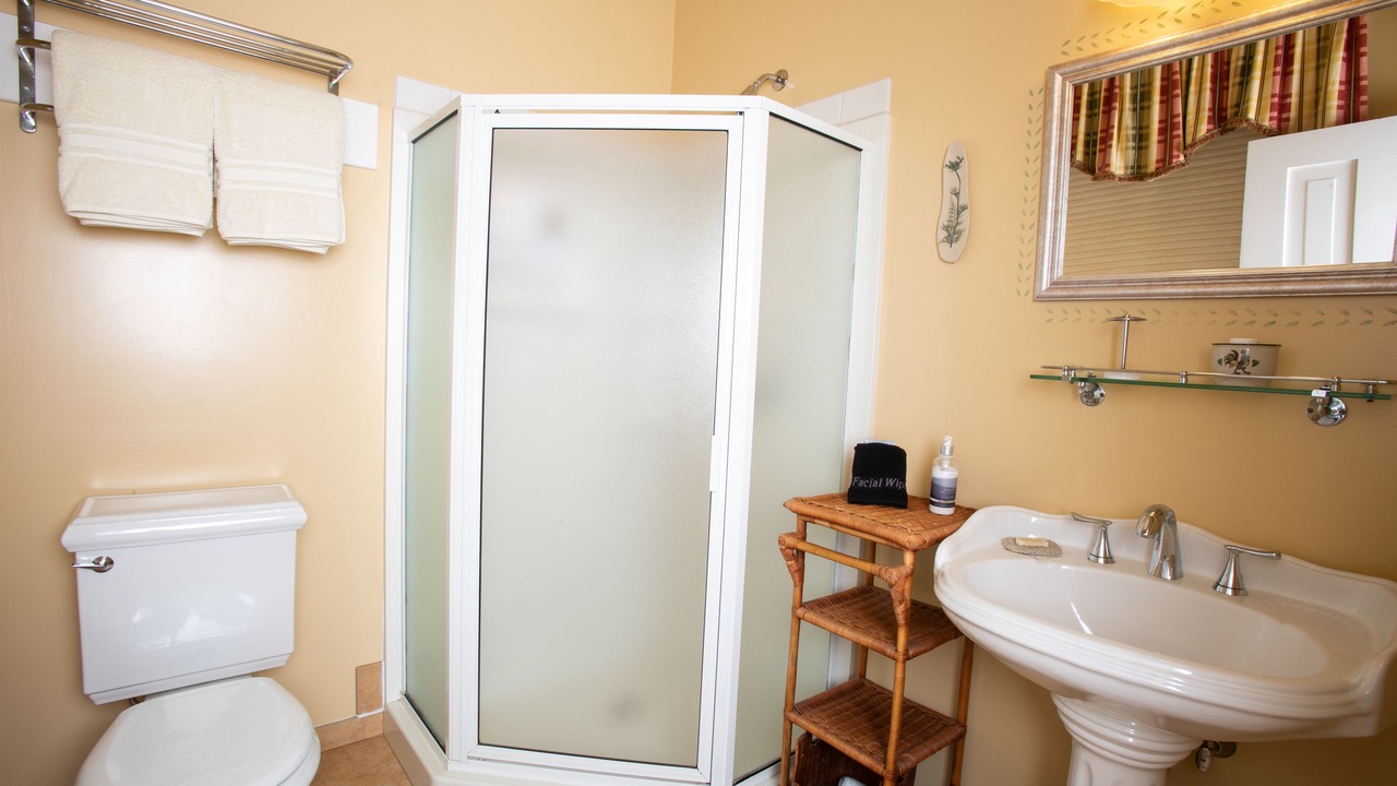 Photo of Bathroom in Neffsville