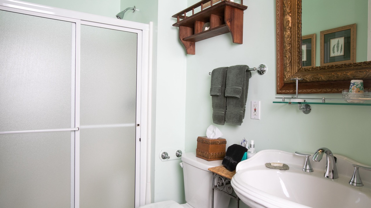 Photo of Bathroom in Neffsville