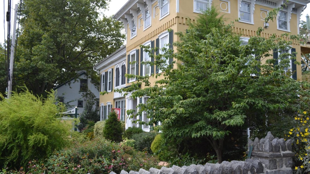 Photo of Buildings in Neffsville