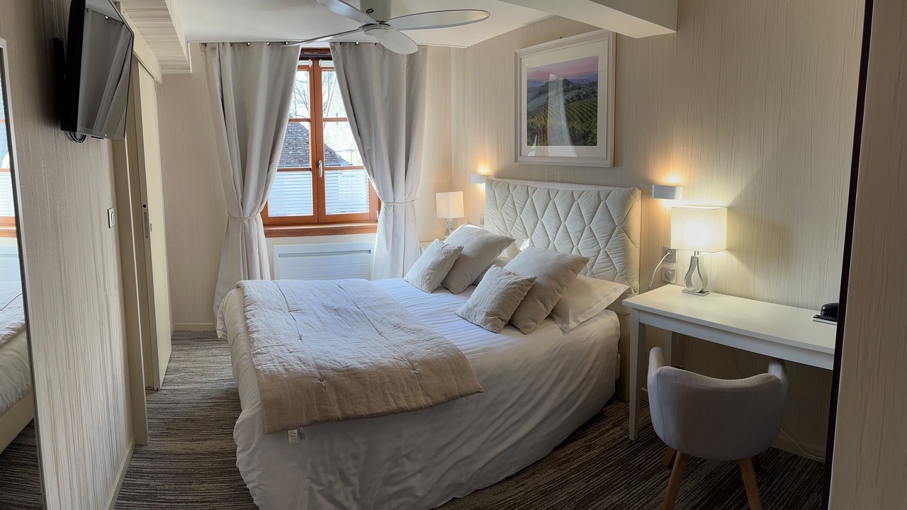 Photo of Bedroom in Arbois