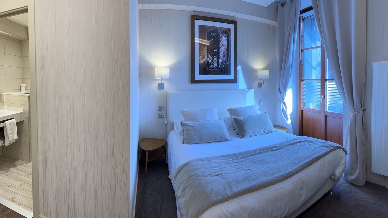 Photo of Bedroom in Arbois