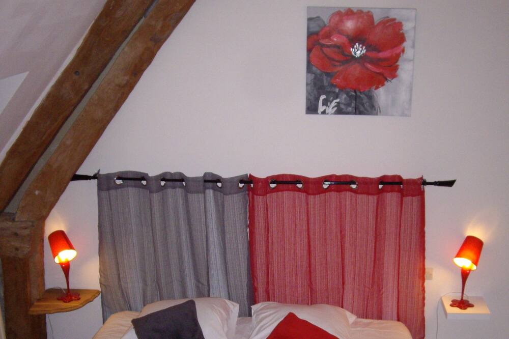 Photo of Bedroom in Bernieres-sur-Mer