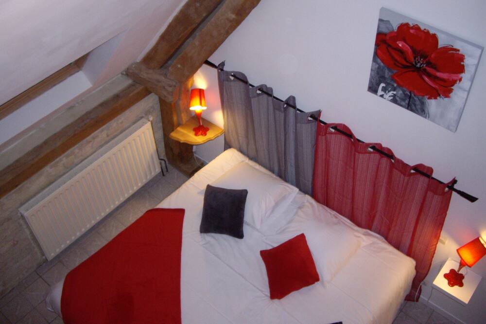 Photo of Bedroom in Bernieres-sur-Mer