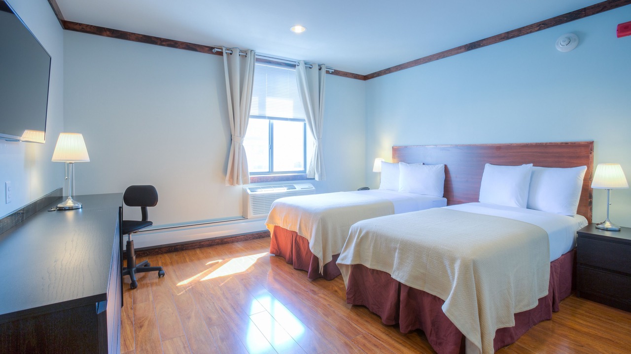 Photo of Bedroom in Hunters Point