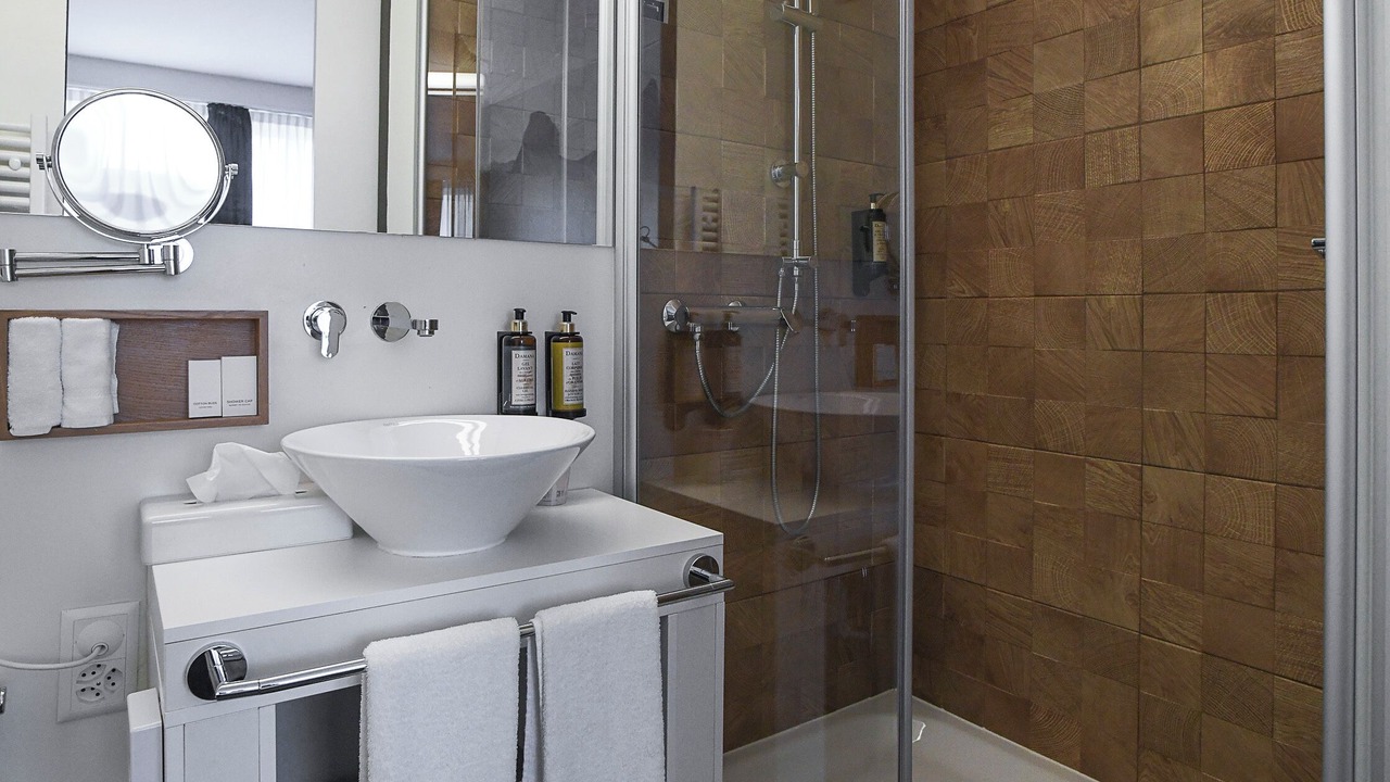 Photo of Bathroom in Plainpalais