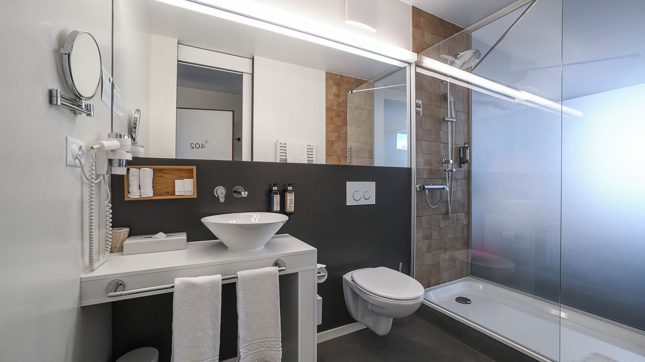 Photo of Bathroom in Plainpalais