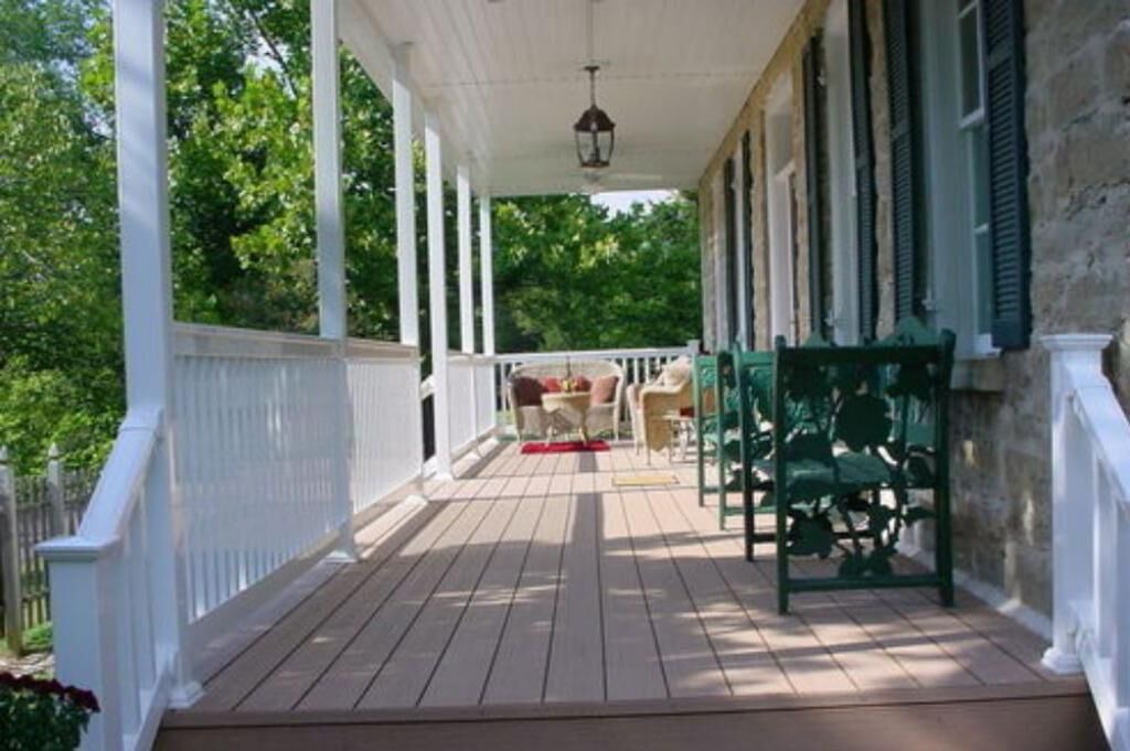 Photo of Others in Hermann