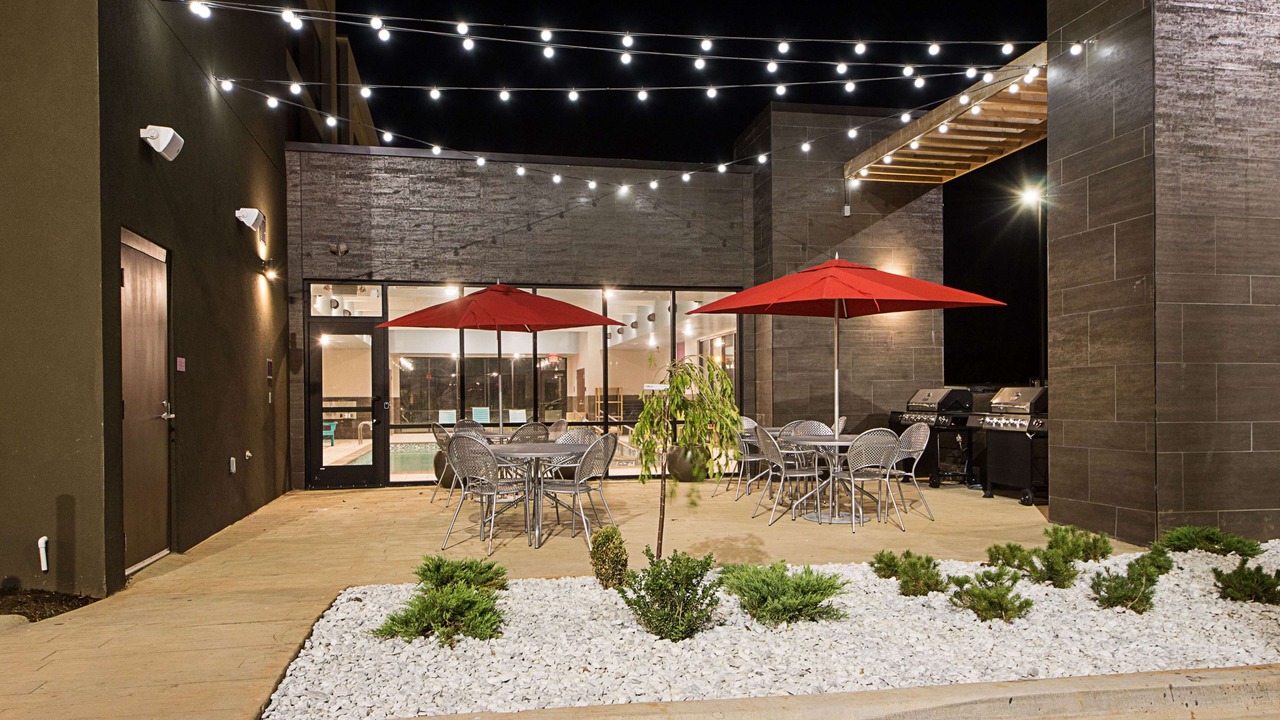 Photo of Patio Balcony in Yukon