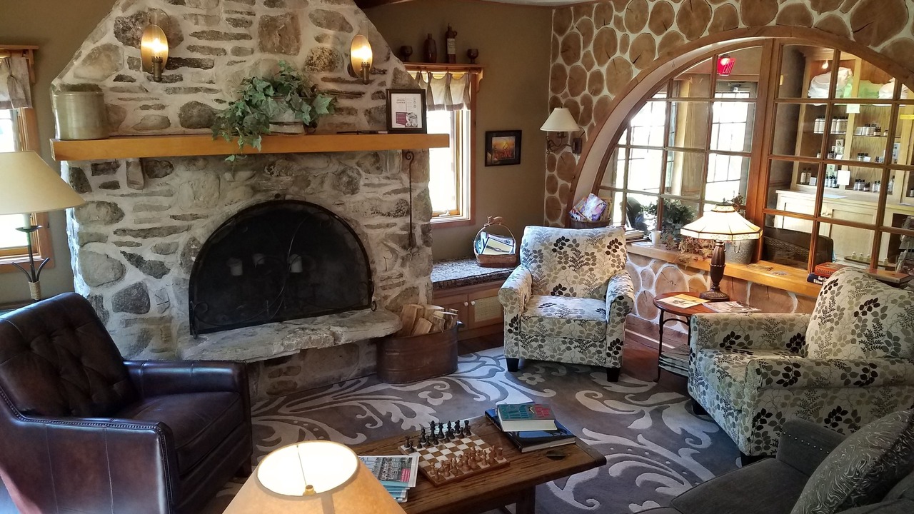 Photo of Livingroom in Fish Creek