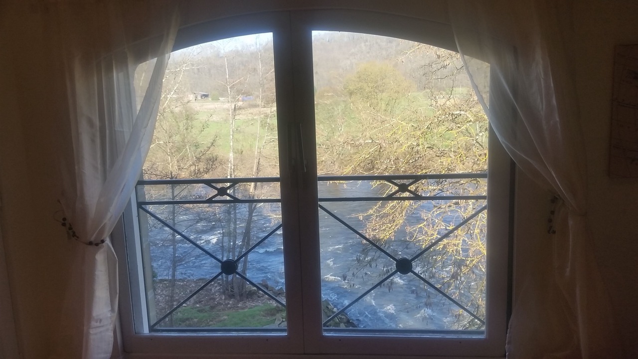 Photo of Bedroom in Saint-Pantaleon-de-Larche