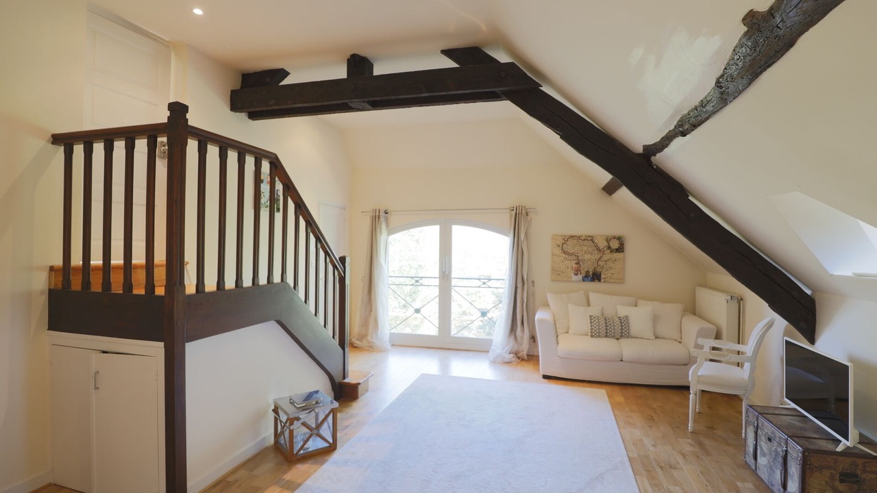 Photo of Bedroom in Saint-Pantaleon-de-Larche