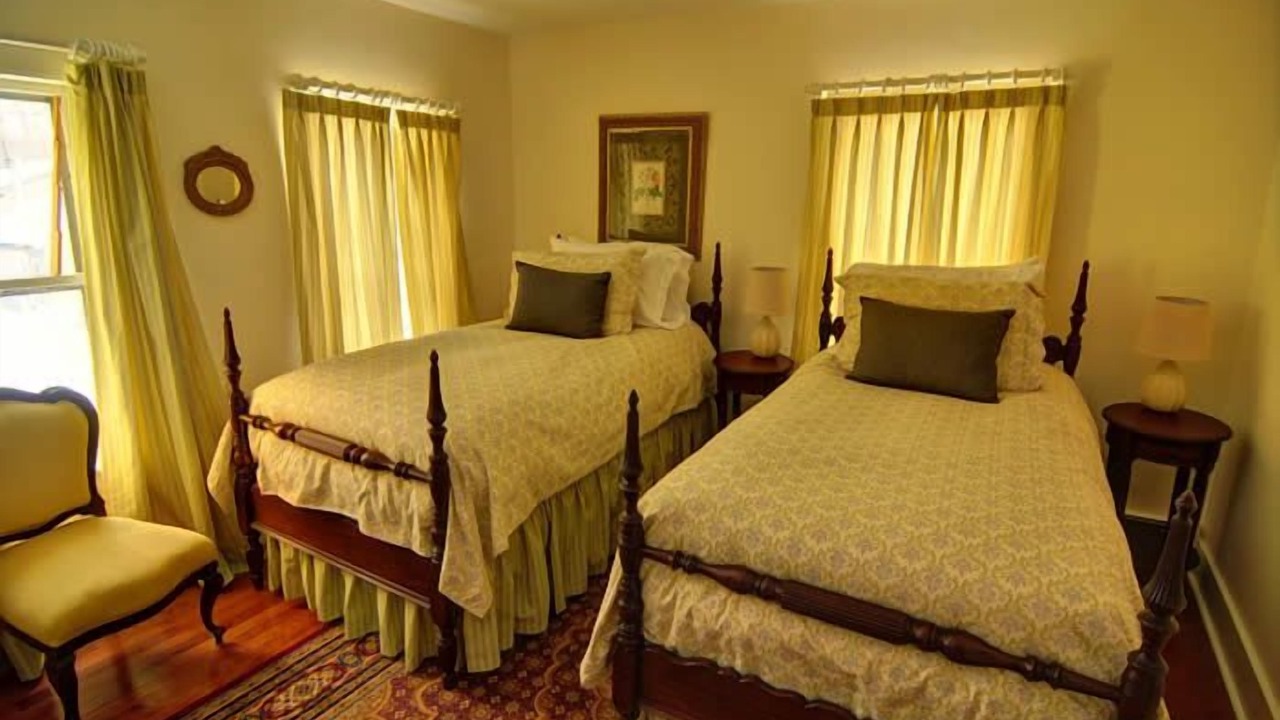 Photo of Bedroom in Jackson