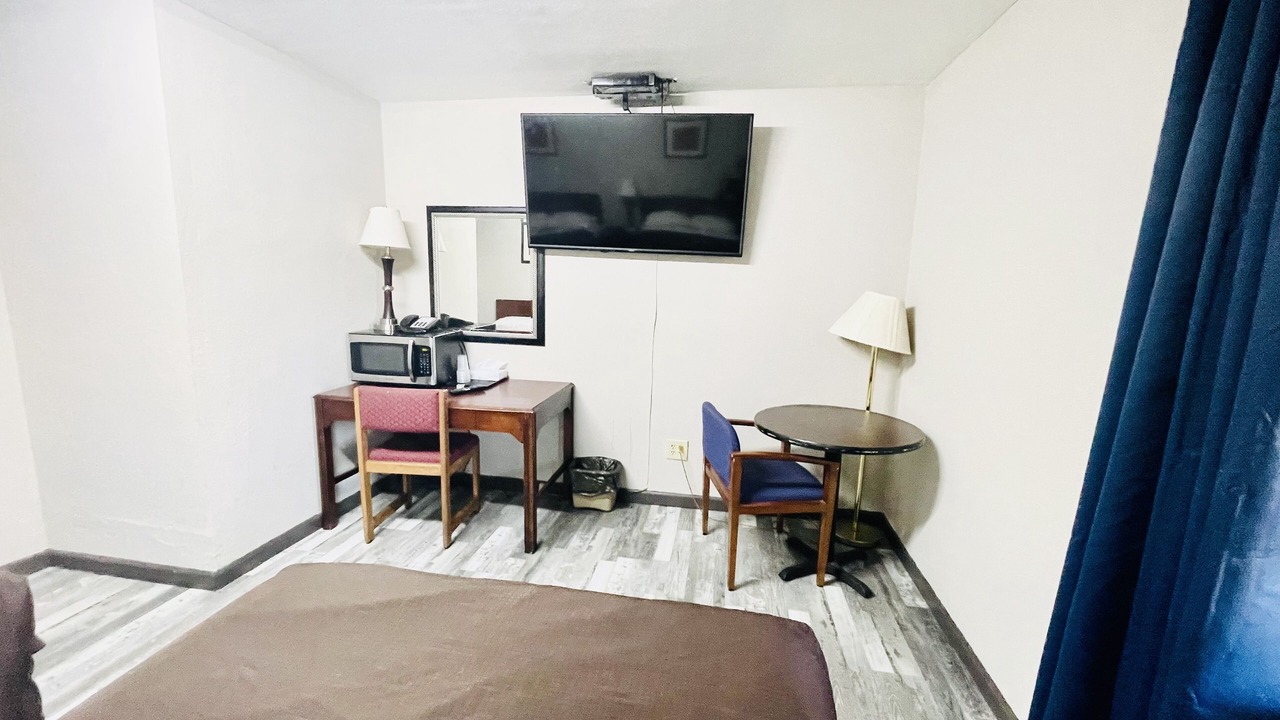 Photo of Livingroom in Fort Scott