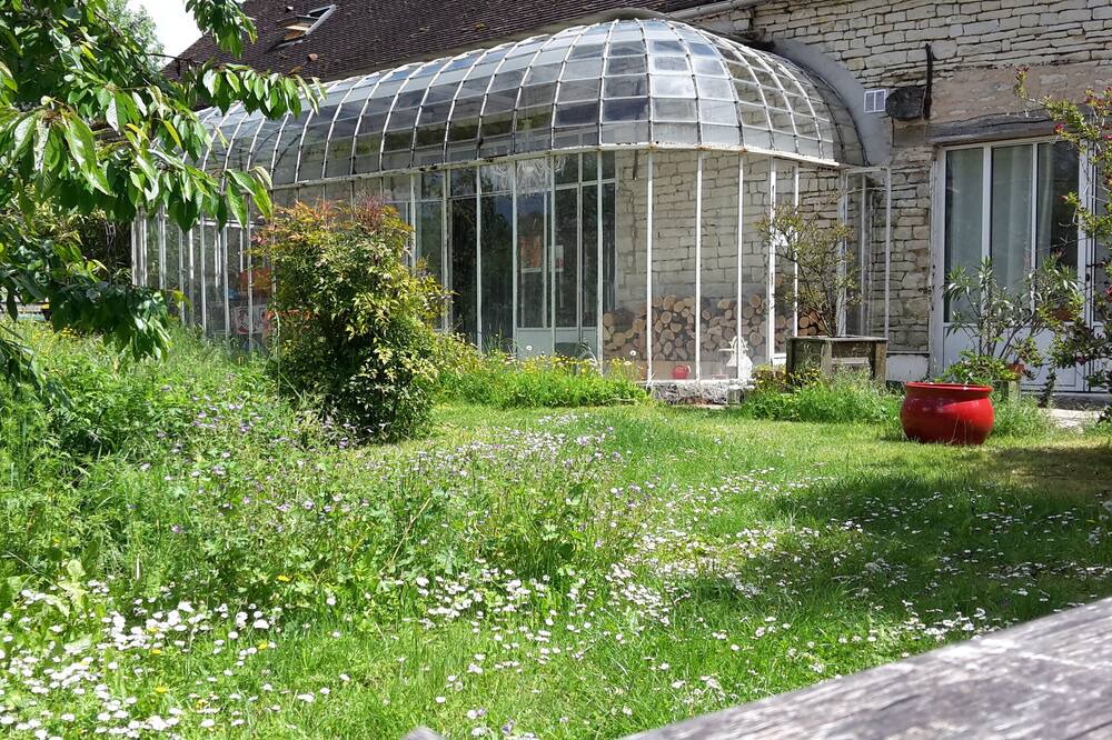 Photo of Outdoor in Sainte-Vertu