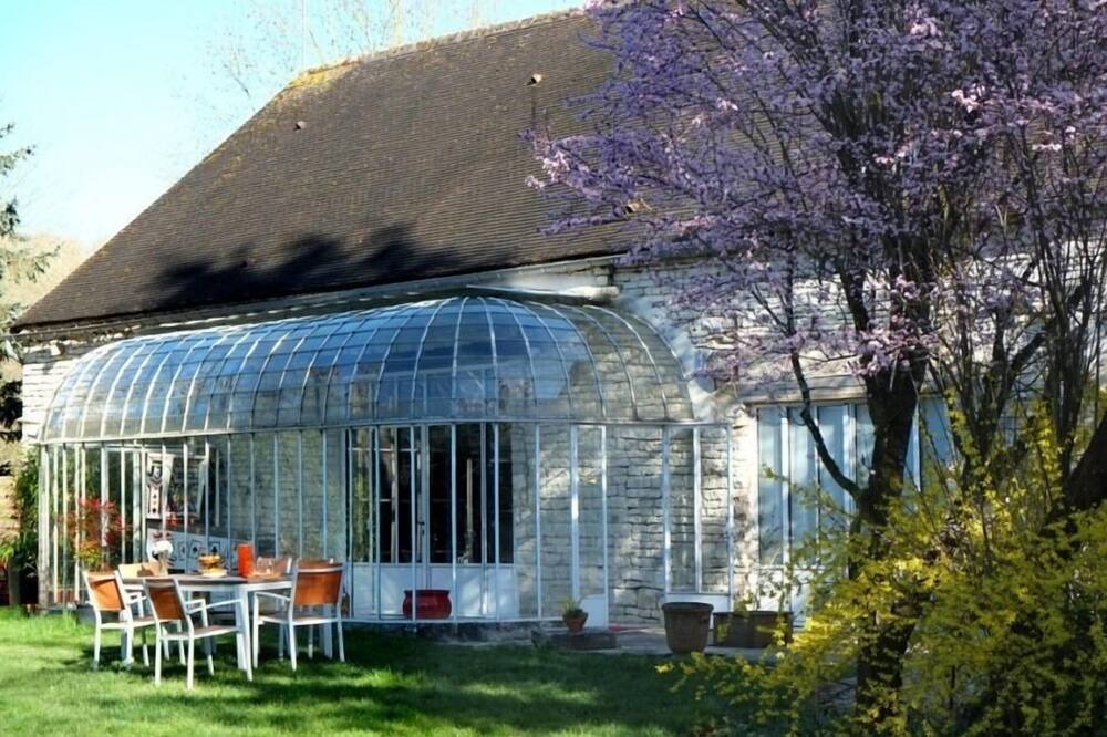 Photo of Outdoor in Sainte-Vertu