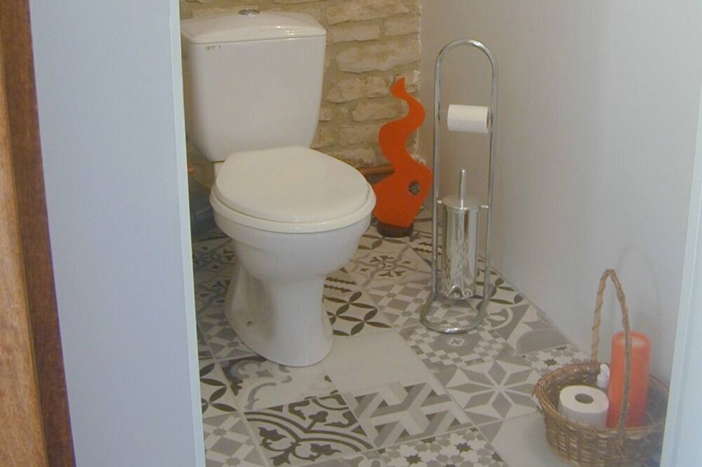 Photo of Bathroom in Sainte-Vertu