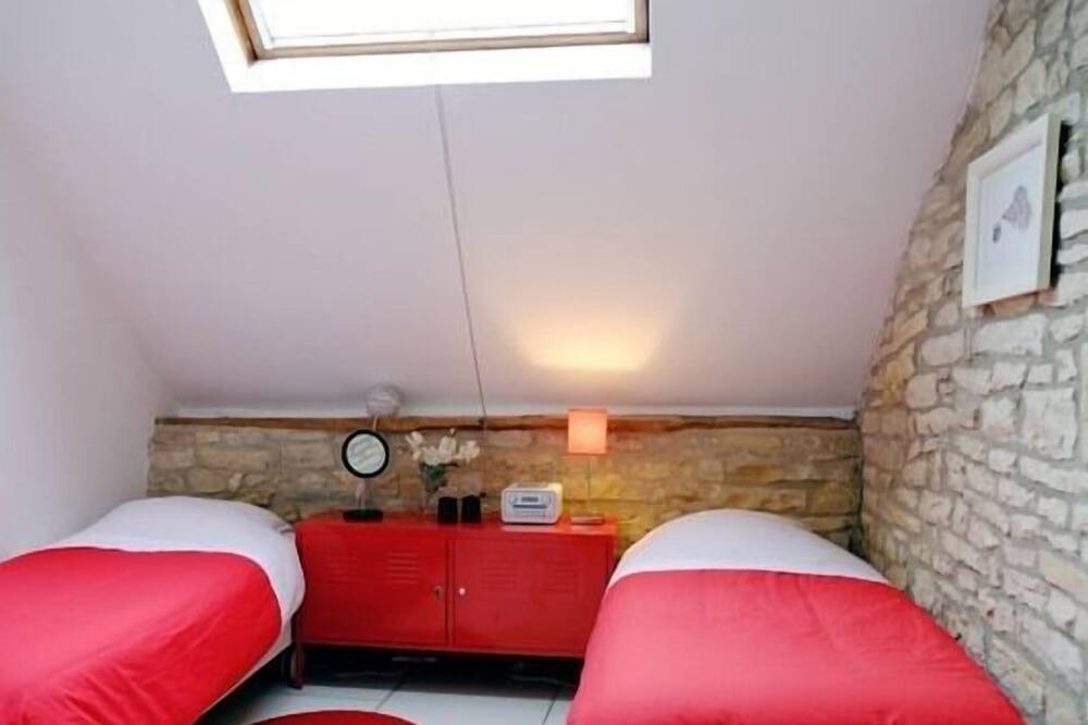 Photo of Bedroom in Sainte-Vertu