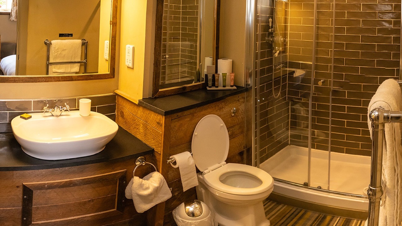 Photo of Bathroom in South Harting