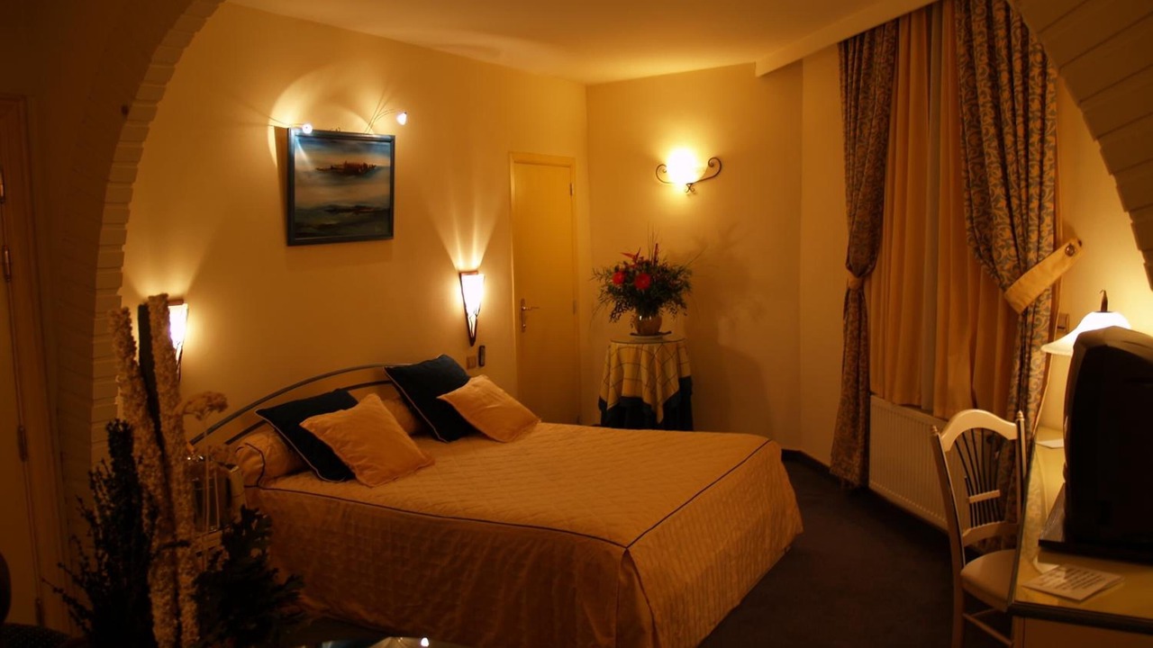 Photo of Bedroom in Givet
