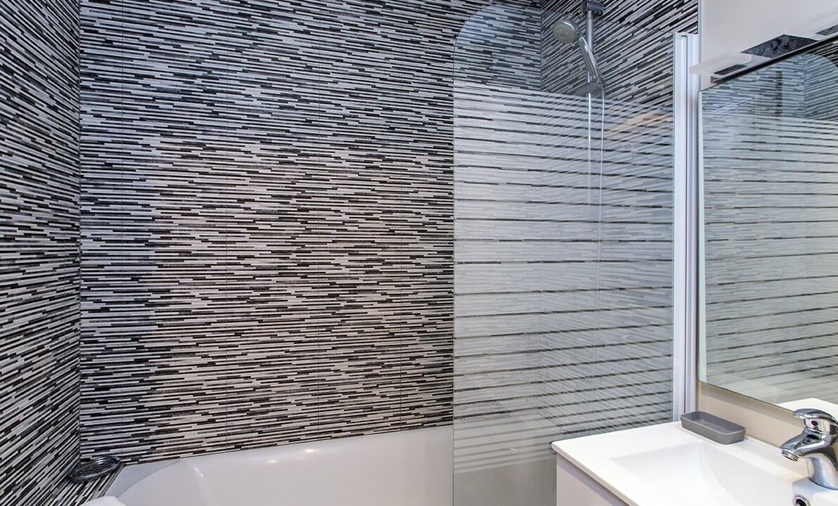 Photo of Bathroom in Hotel de Ville - Quinconces