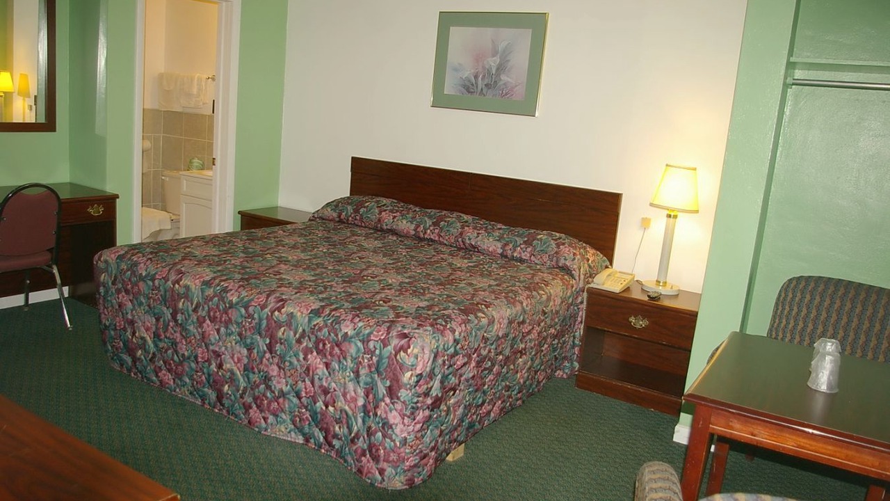 Photo of Others in Kenton