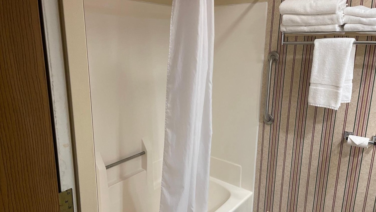 Photo of Others in Albion