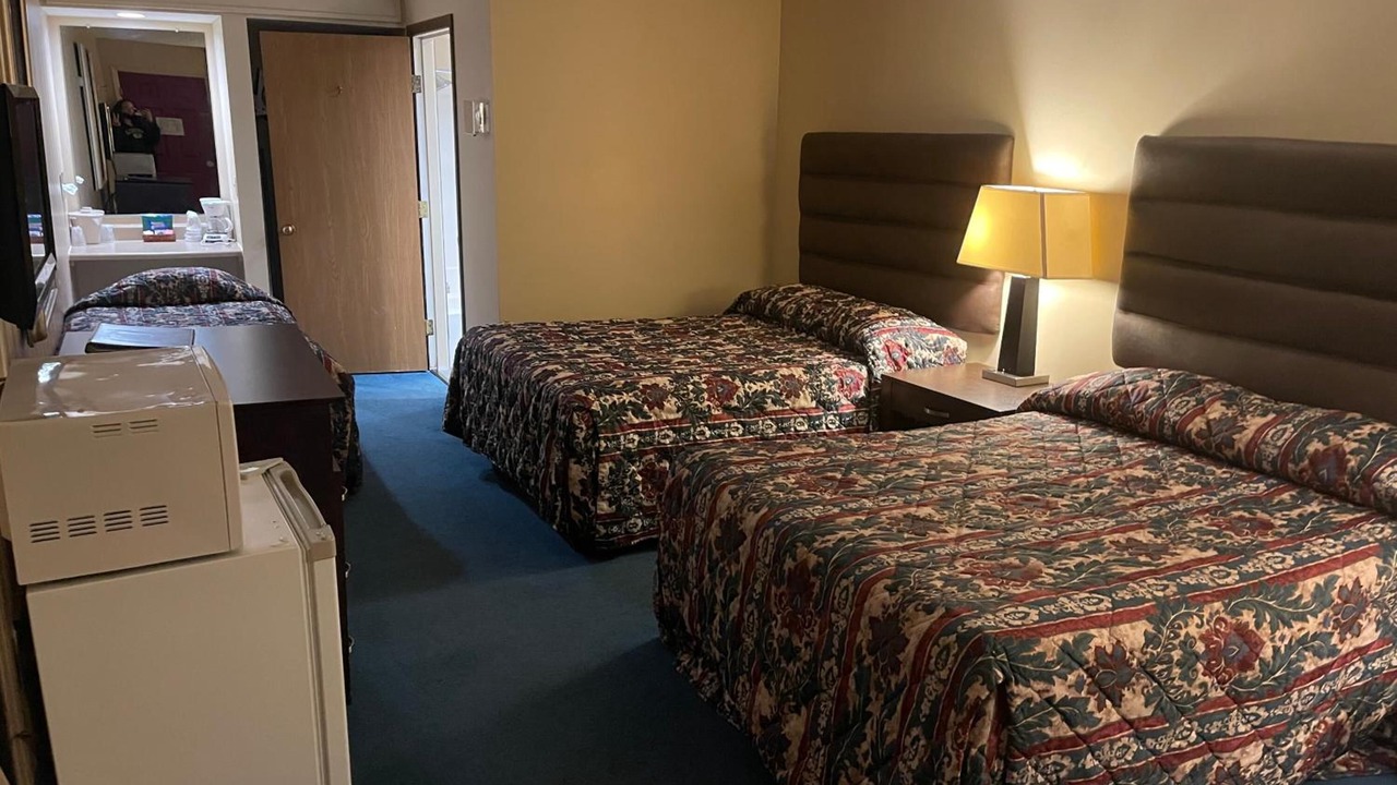 Photo of Others in Albion