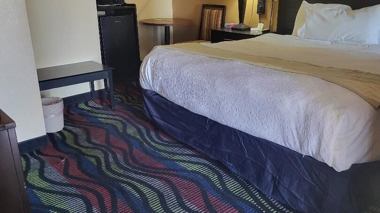 Photo of Bedroom in Alliance