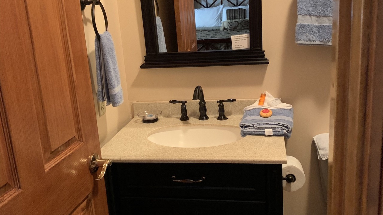 Photo of Bathroom in Arthur