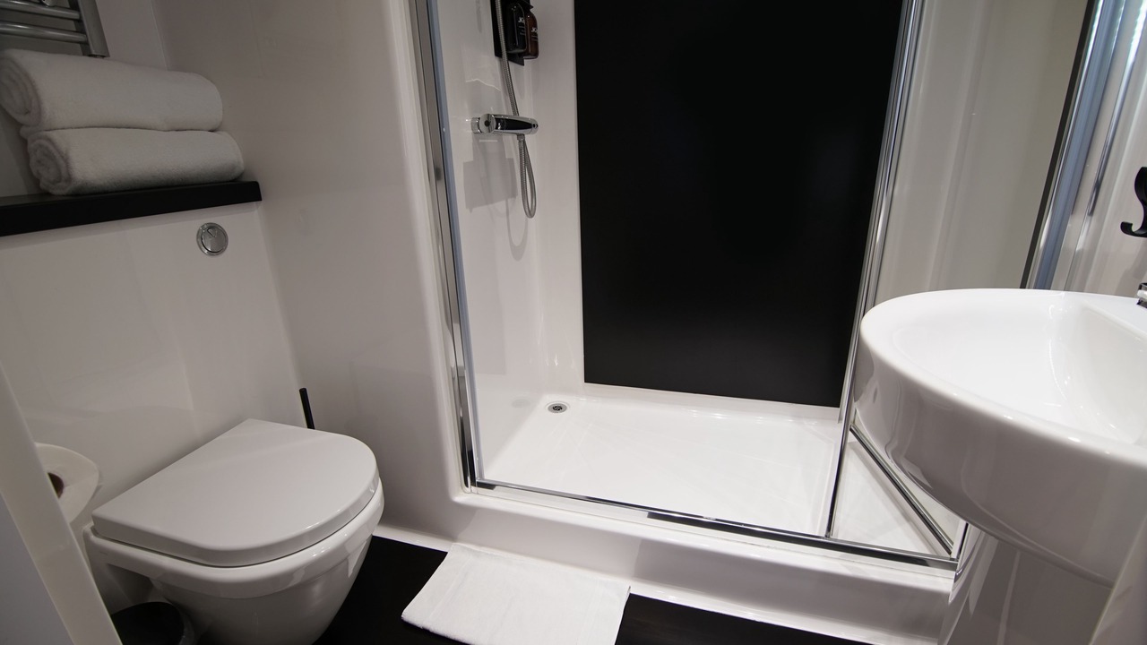 Photo of Bathroom in Hackney Central