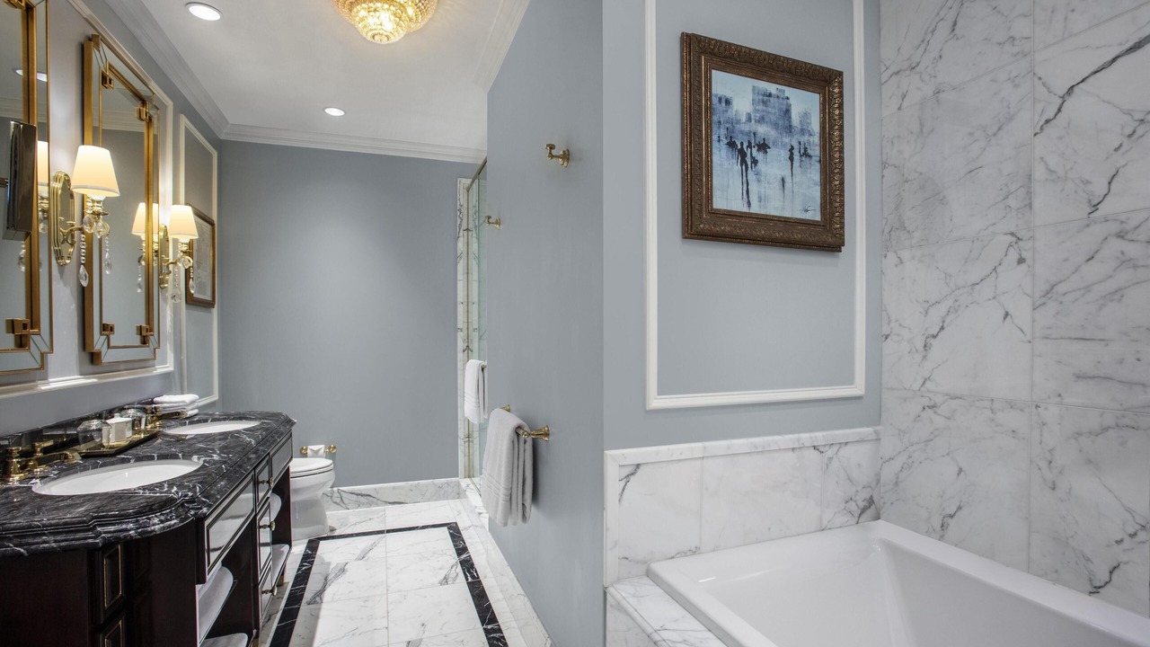 Photo of Bathroom in Downtown Washington D.C.