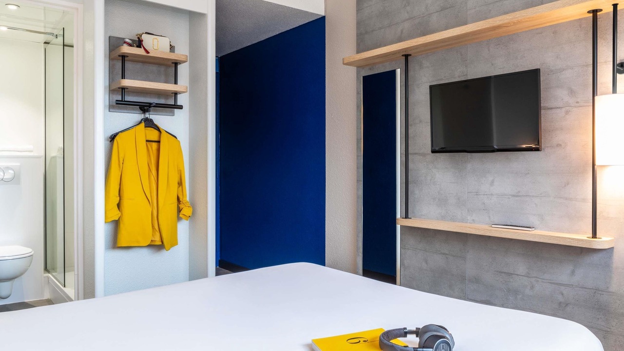 Photo of Bedroom in Montreuil