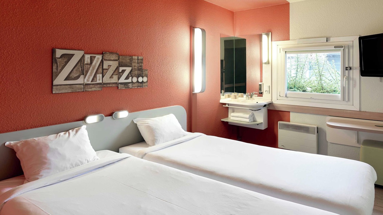 Photo of Bedroom in Cergy
