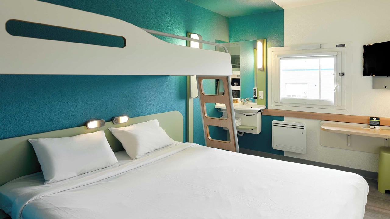 Photo of Bedroom in Cergy