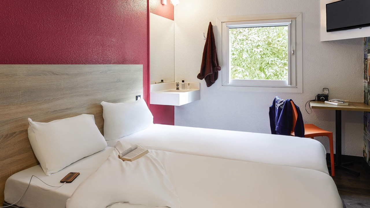 Photo of Bedroom in Saint-Aunes
