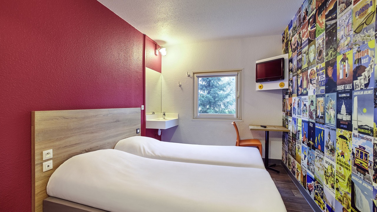 Photo of Bedroom in Chilly-Mazarin