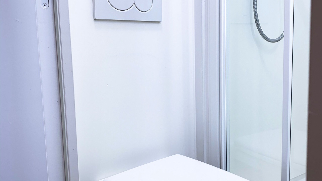 Photo of Bathroom in Tilloy-Les-Mofflaines