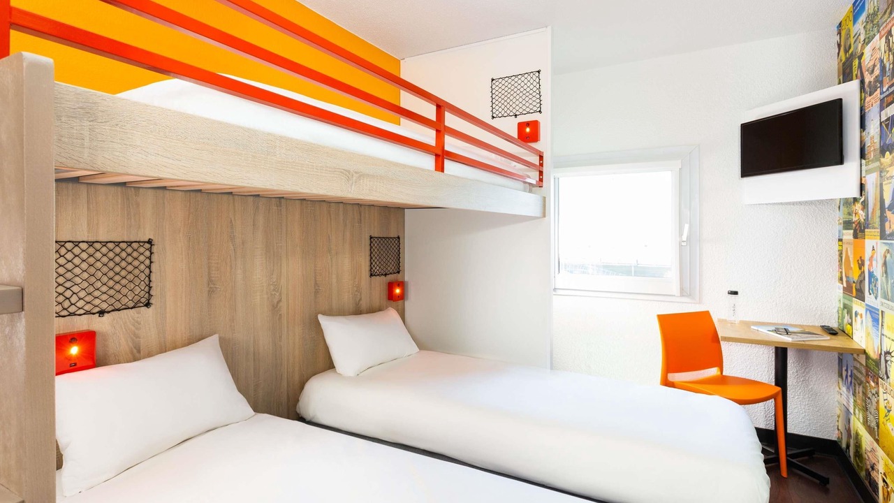 Photo of Bedroom in Les Ulis