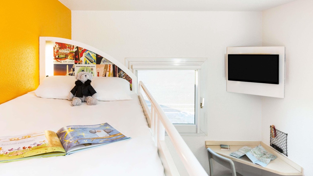 Photo of Bedroom in Les Ulis