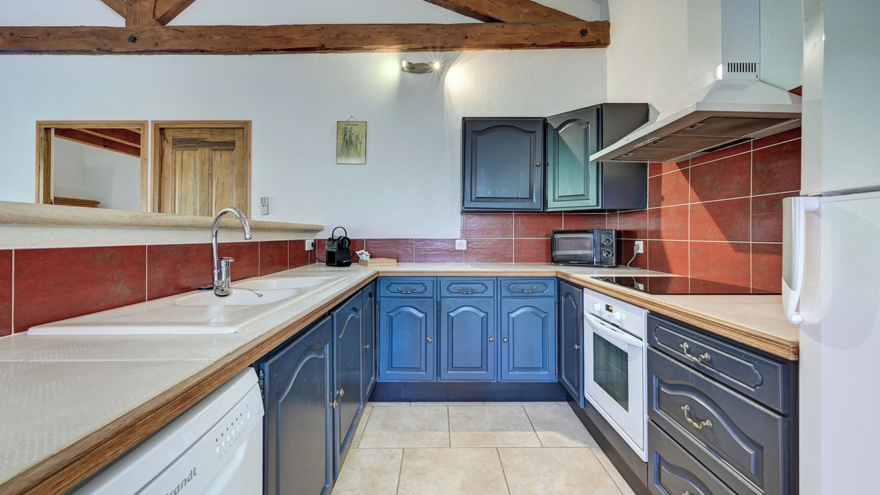 Photo of Kitchen in Malaucene