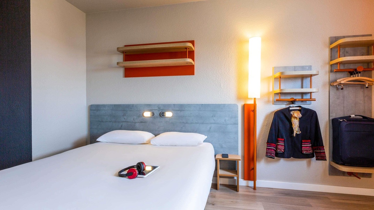 Photo of Bedroom in Le Kremlin-Bicetre