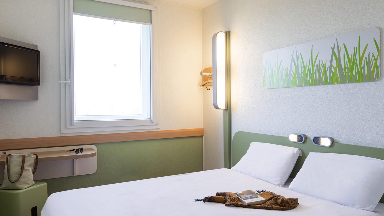 Photo of Bedroom in Roissy-en-France