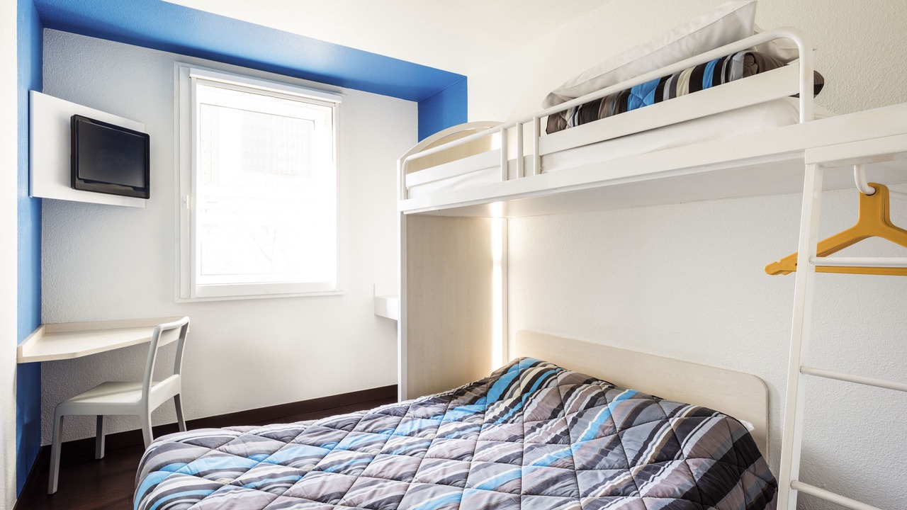 Photo of Bedroom in Gap