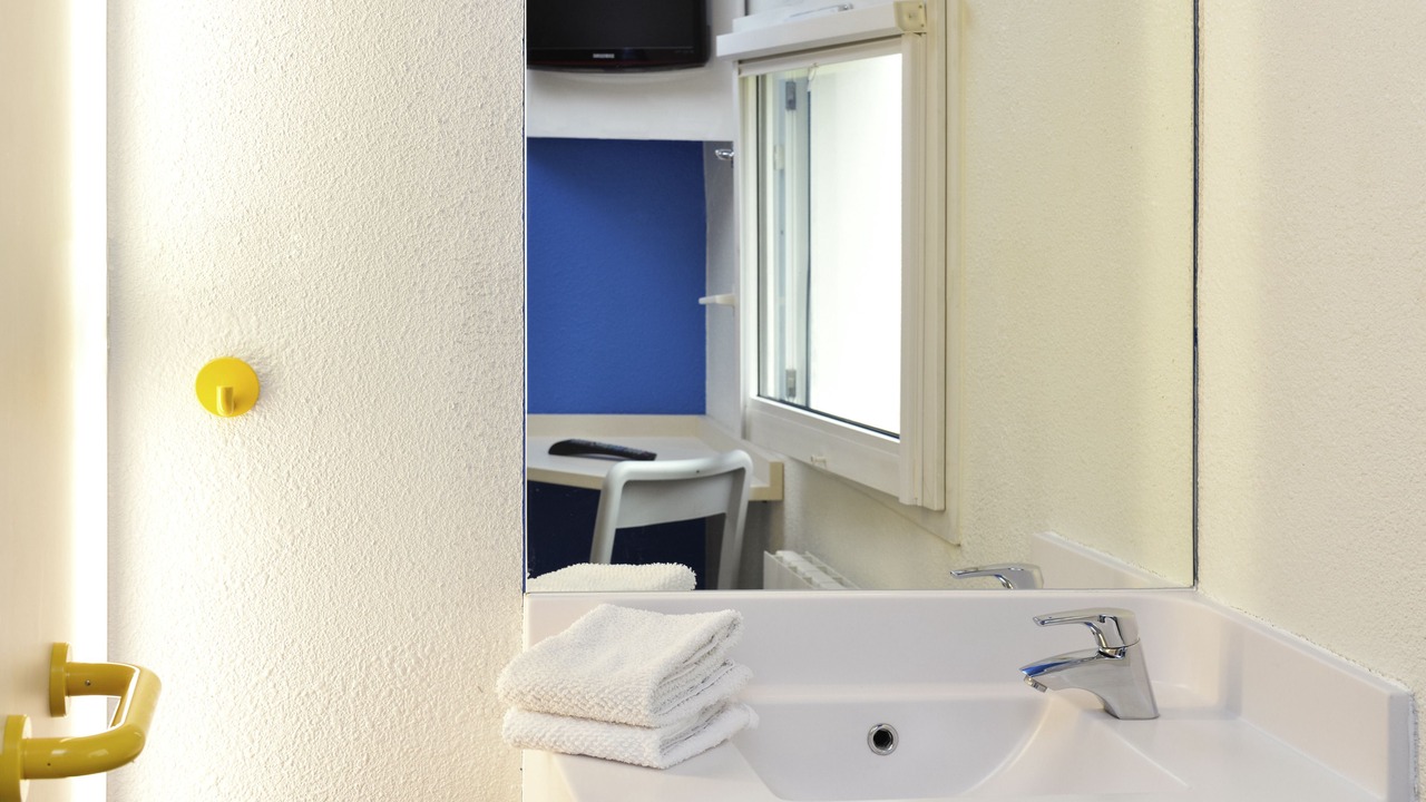 Photo of Bathroom in Gap