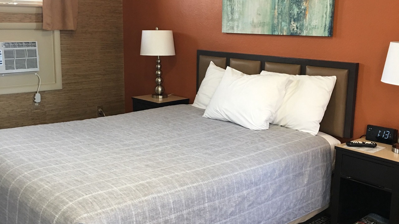 Photo of Bedroom in Alma