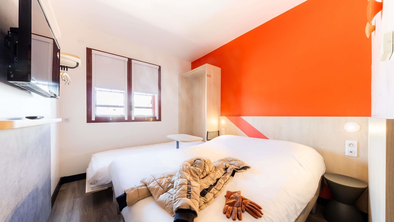 Photo of Bedroom in Clemenceau