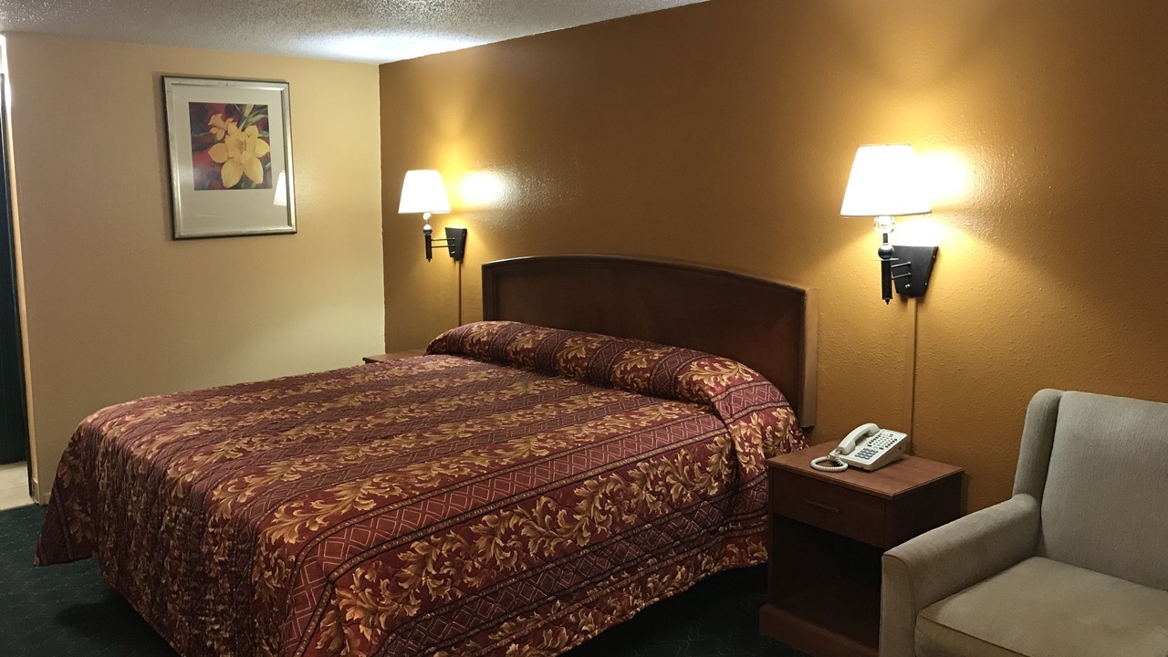 Photo of Bedroom in Weatherford