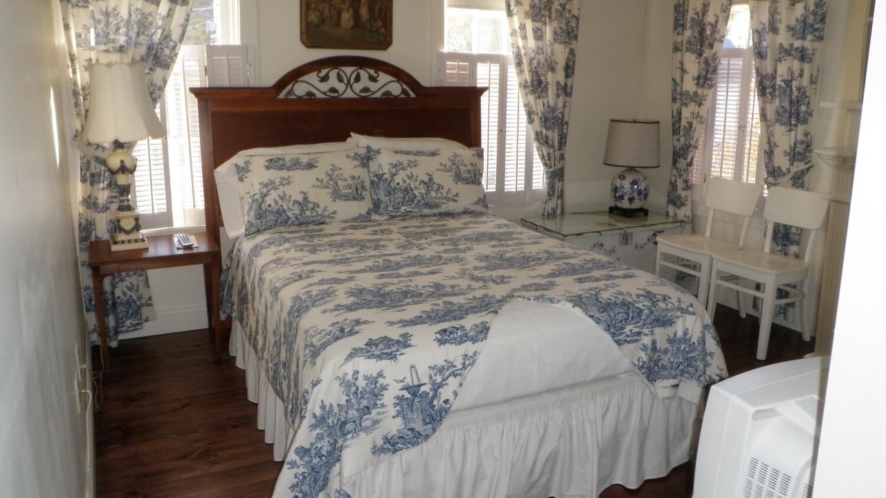 Photo of Others in Tilton